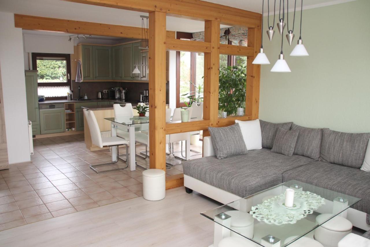 Ferienwohnung Rennsteigblick Riechheim ภายนอก รูปภาพ
